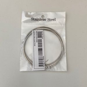 Stainless steel hoops
